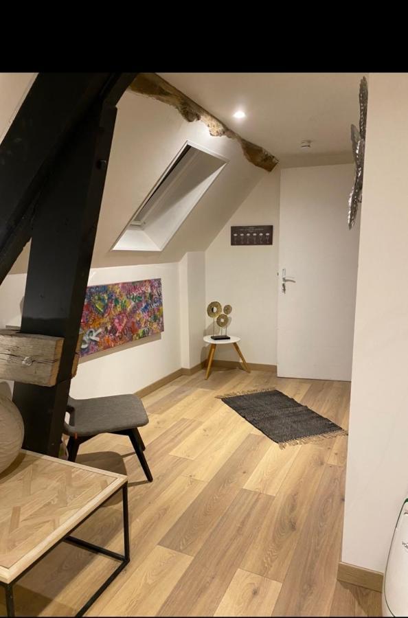 Dange-Saint-Romain Appartement Contemporain מראה חיצוני תמונה